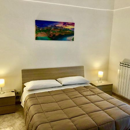 Al Civico 3 Centro Apartment Polignano a Mare Bagian luar foto