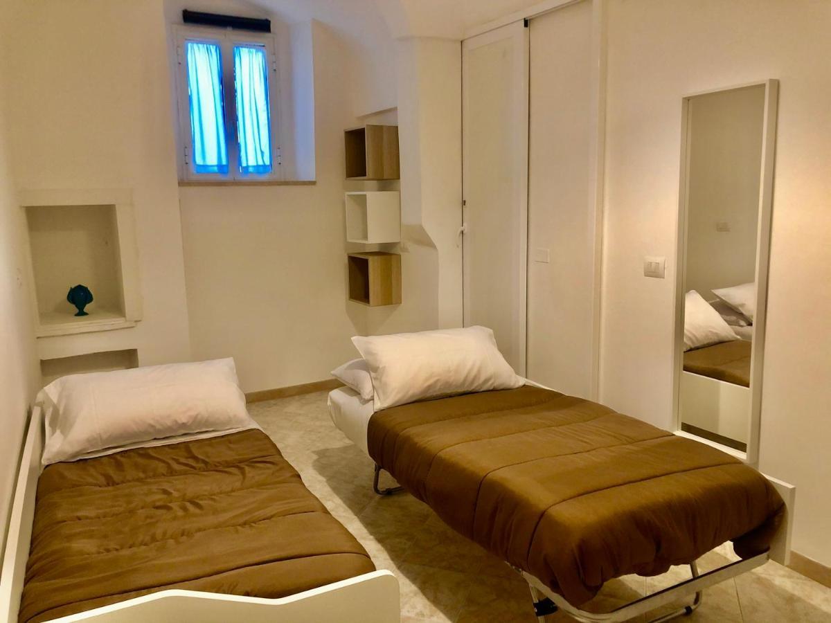 Al Civico 3 Centro Apartment Polignano a Mare Bagian luar foto